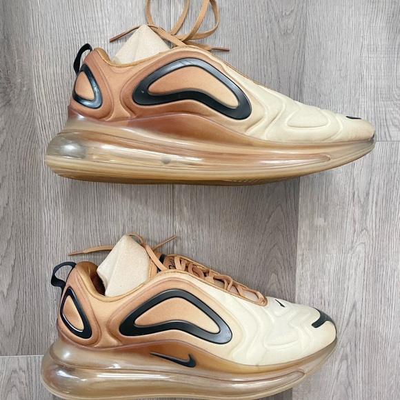 Nike Air Max 720 Men’s Size 12 in Box Desert Gold Colour - Picture 7 of 13